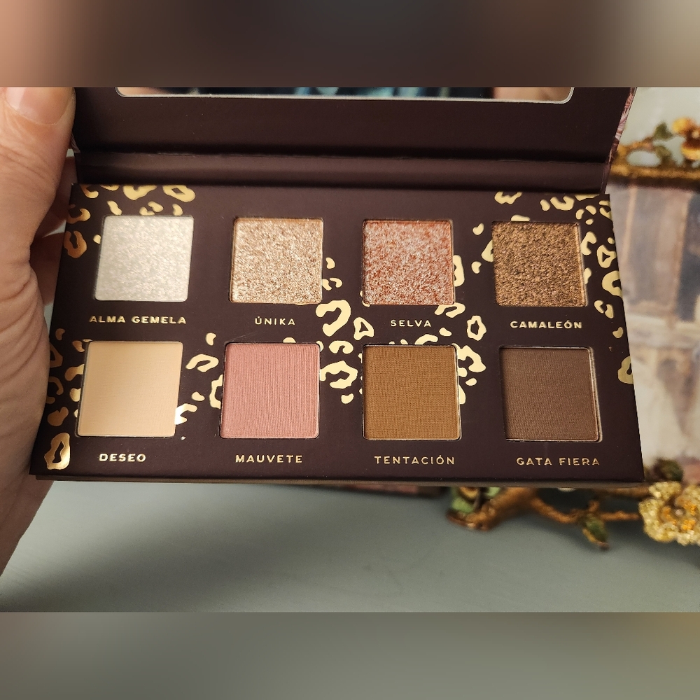 DesNUDEAs Exotica Eyeshadow Palette ALAMAR cosmetics Nuetral Shimmer New